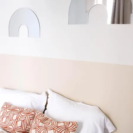 Adele, Bow-window Vue - Appt 02