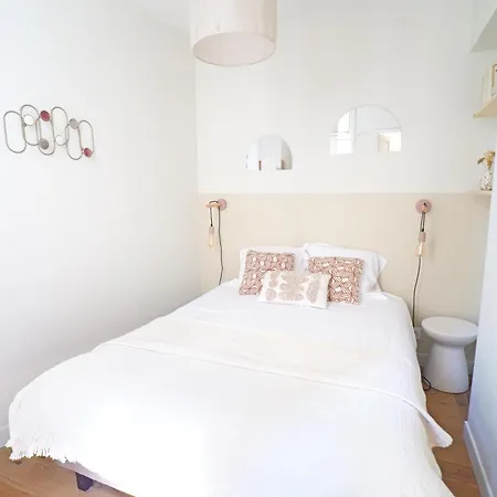 Adele, Bow-window Vue - Appt 02